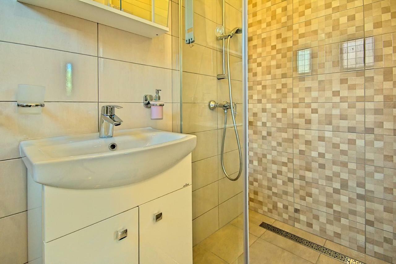 App Klabot *** Apartment Umag Exterior photo