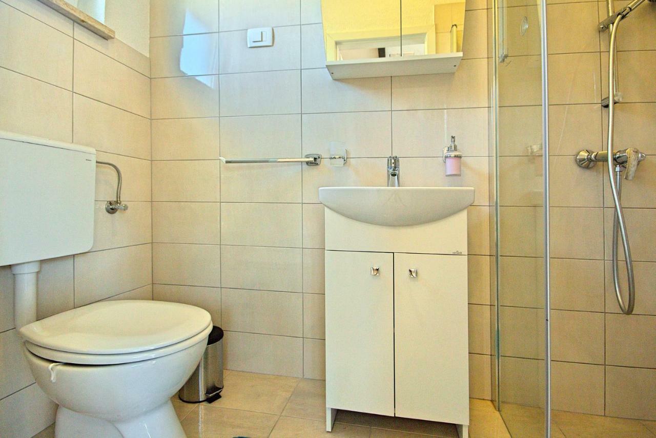 App Klabot *** Apartment Umag Exterior photo
